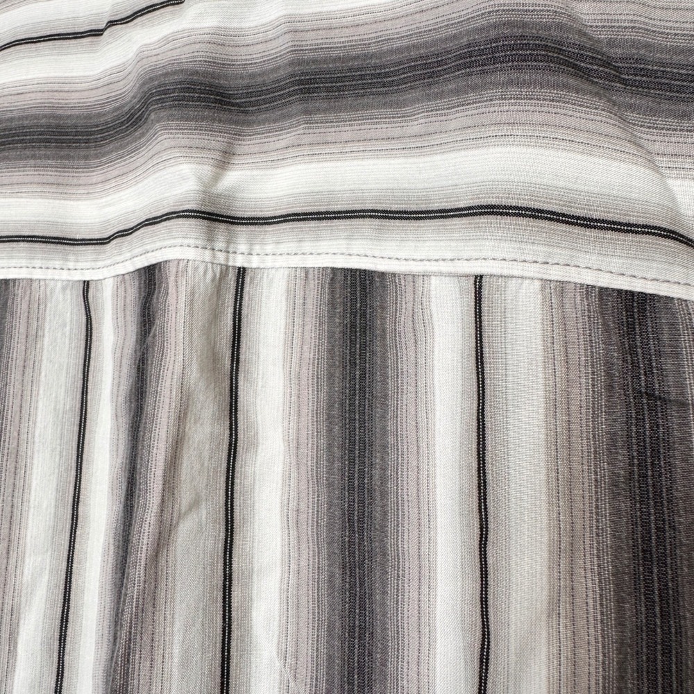 Tommy Bahama Mens Large Gray White Striped 100% Tencel Short Sleeve Camp Shirt - Picture 8 of 9